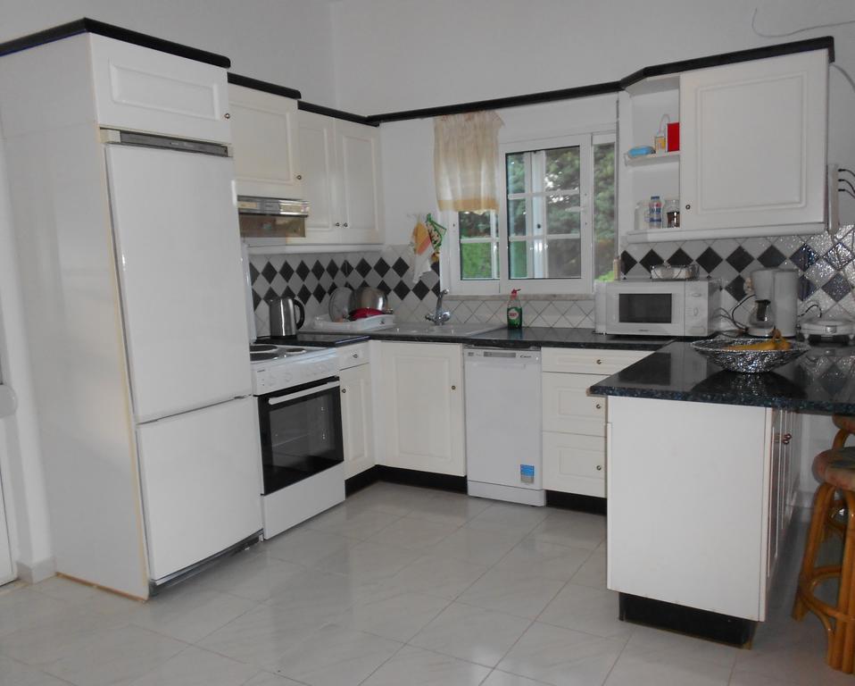 Gennadi Sea Maridina Villa ภายนอก รูปภาพ