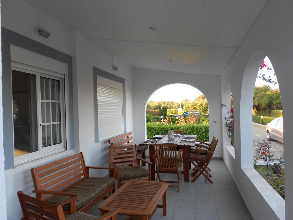 Gennadi Sea Maridina Villa ภายนอก รูปภาพ
